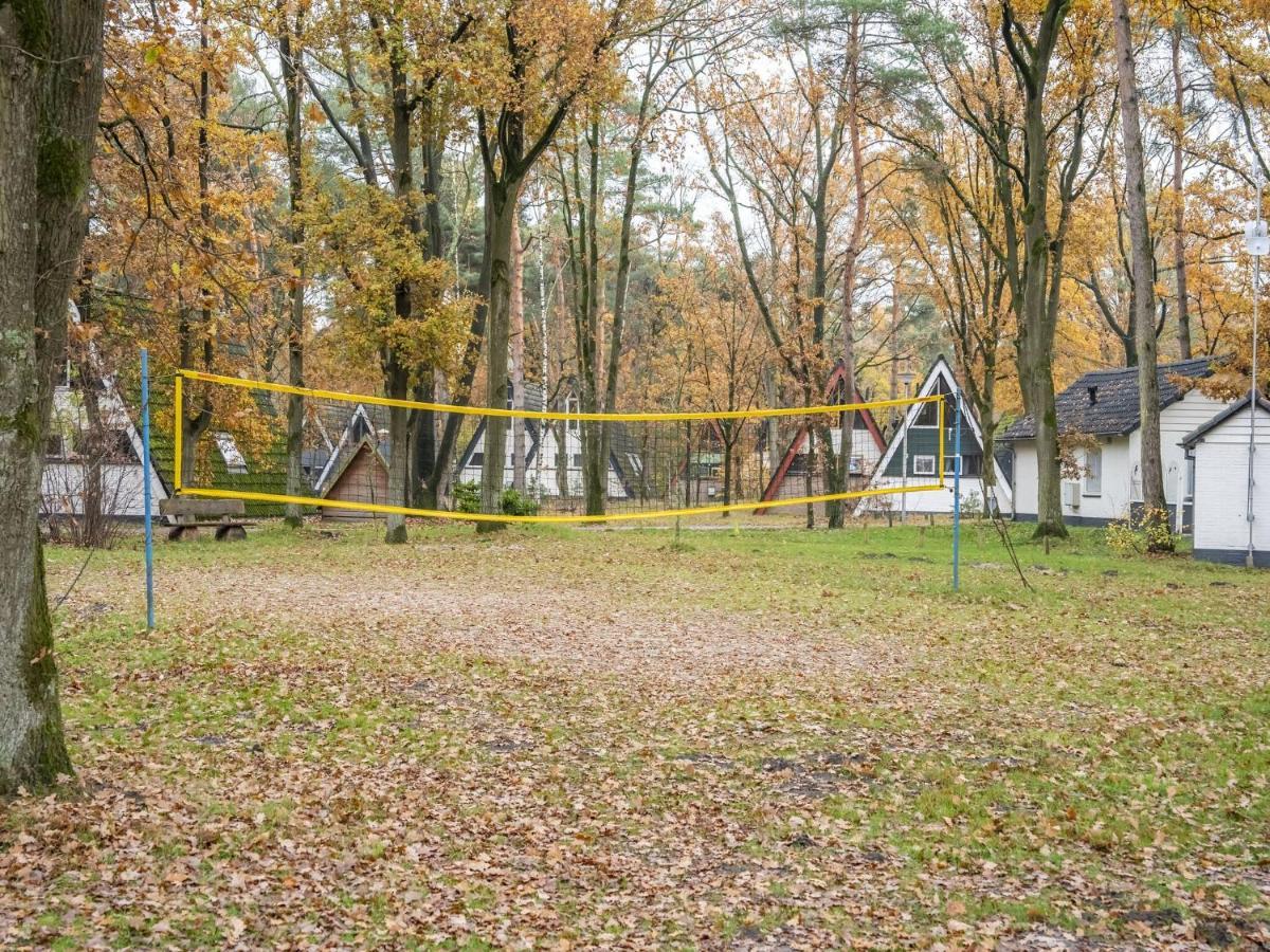 Modern Holiday Home In Stramproy In The Forest 외부 사진