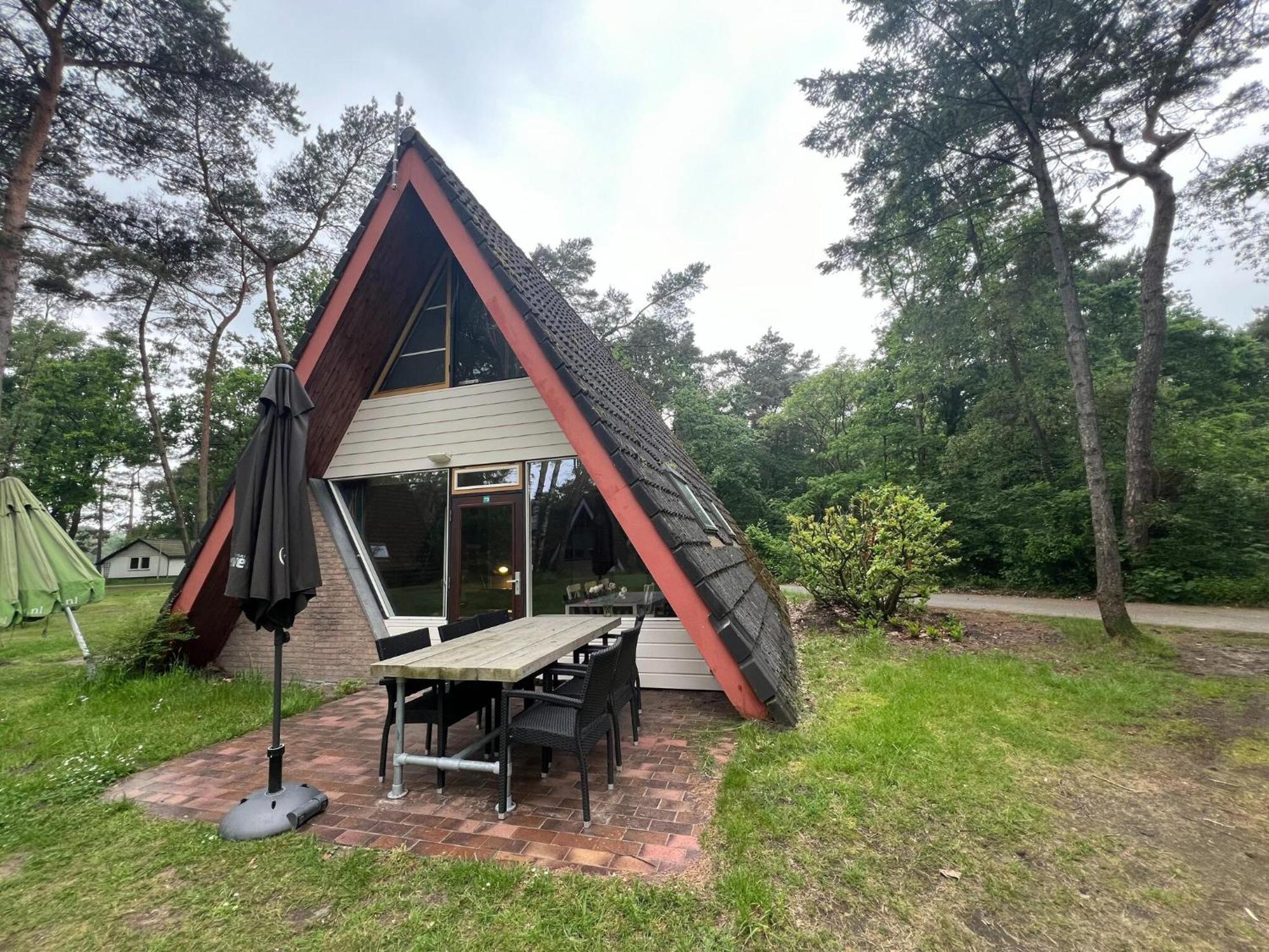 Modern Holiday Home In Stramproy In The Forest 외부 사진